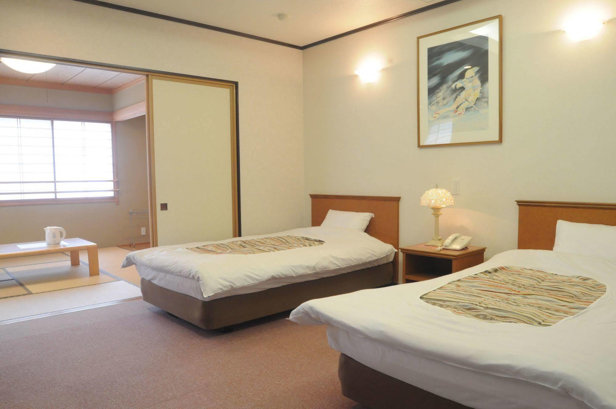Hotel Bonfire Hakuba Exteriér fotografie